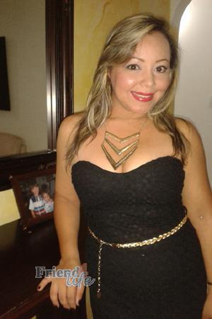 153283 - Jenifer Age: 45 - Colombia