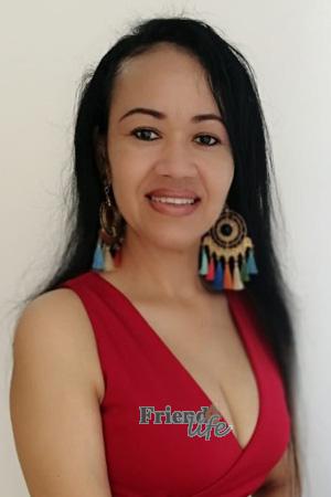 204165 - Claudia Age: 43 - Colombia