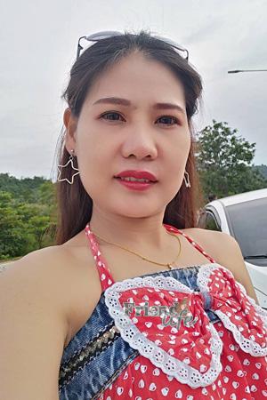 212084 - Duangjai Age: 38 - Thailand