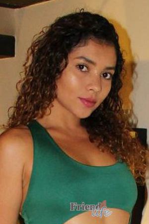 213953 - Fernanda Age: 27 - Costa Rica