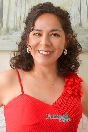 225446 - Pilar Age: 51 - Peru