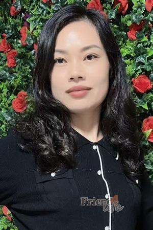 225461 - LiLy Age: 47 - China