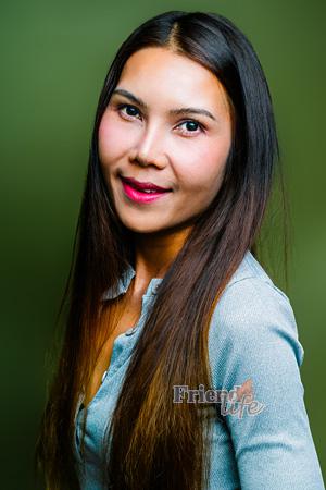 226431 - Nilawan Age: 37 - Thailand