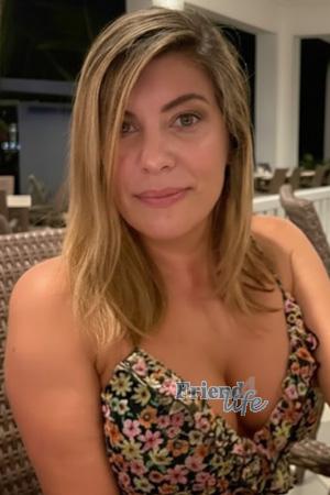 226628 - Liliana Age: 44 - Colombia