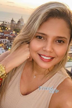 227511 - Tatiana Age: 37 - Colombia