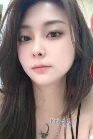 227635 - Vivi Age: 38 - China