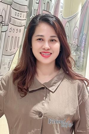 228526 - Qin ying Age: 44 - China
