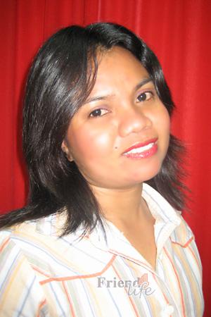 83913 - Rosalia Age: 38 - Philippines