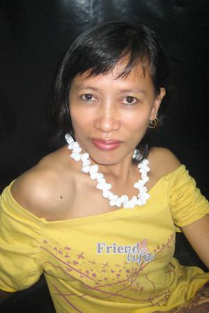 84076 - Maria Riza Age: 47 - Philippines