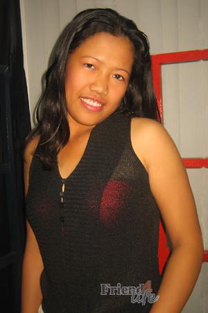 88856 - Rosie Age: 28 - Philippines